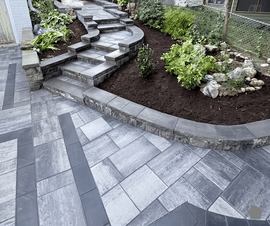 HomeRenoToronto.com, backyard path way