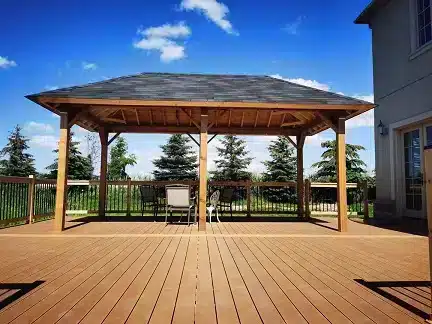 HomeRenoToronto.com, Backyard Pergola