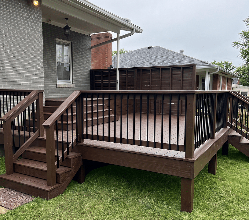 HomeRenoToronto.com, wood deck